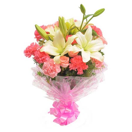 Pink carnations & roses Pink carnations & roses